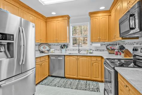 1522 N Avalon Circle Charleston SC 29407