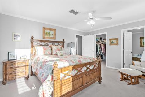 1522 N Avalon Circle Charleston SC 29407