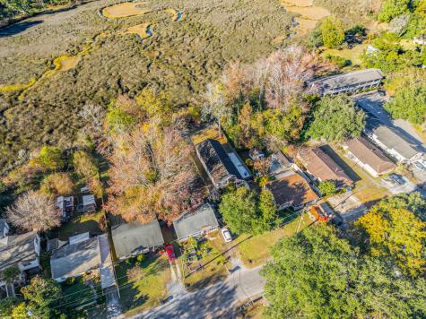 1522 N Avalon Circle Charleston SC 29407