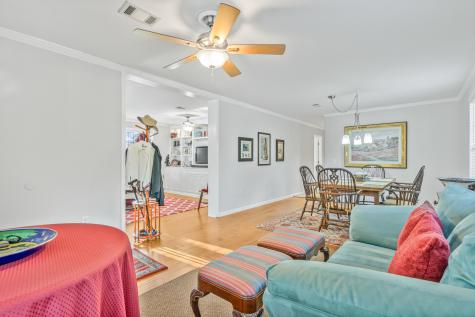 1522 N Avalon Circle Charleston SC 29407
