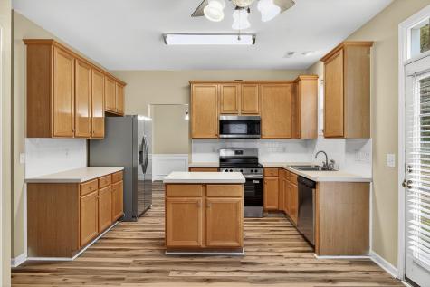 176 Thousand Oaks Circle Goose Creek SC 29445