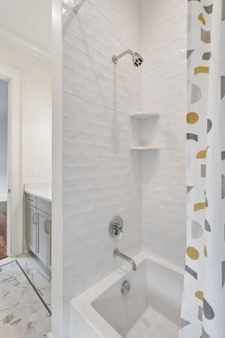 78 Halsey Boulevard Charleston SC 29401