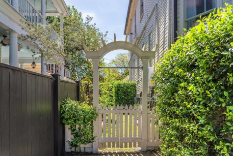 67 Warren Street Charleston SC 29403