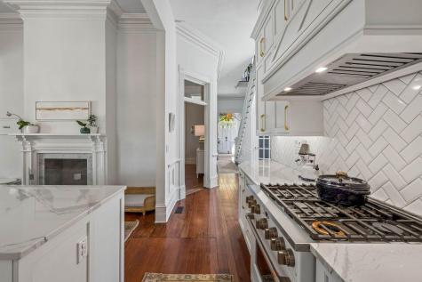 67 Warren Street Charleston SC 29403