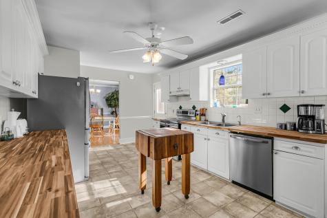 299 Gallashaw Road Summerville SC 29483