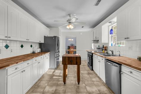 299 Gallashaw Road Summerville SC 29483