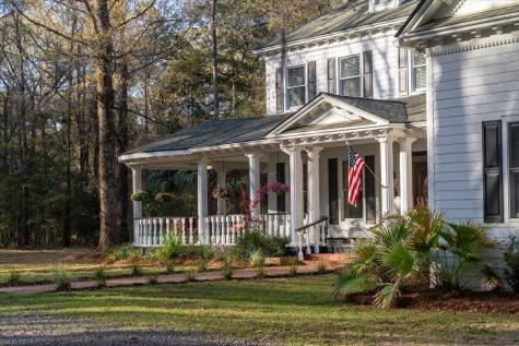 1901 Long Creek Road Wadmalaw Island SC 29487