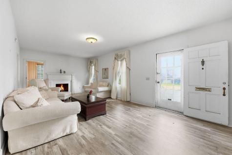 900 Naples Avenue Cayce SC 29033