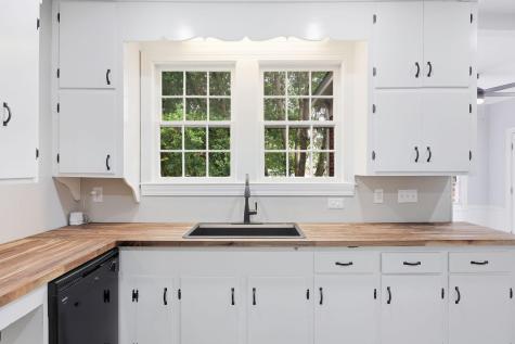 900 Naples Avenue Cayce SC 29033