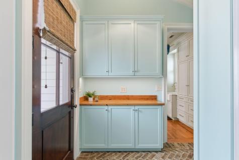 86 Iron Bottom Lane Charleston SC 29492