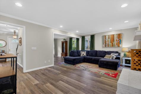 103 Laurens Court Summerville SC 29485