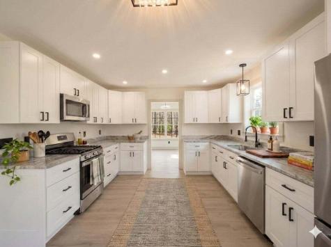 228 Dons Lane Summerville SC 29486