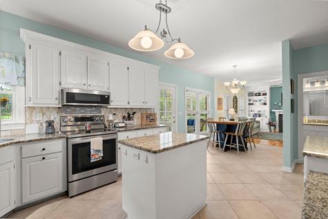 136 Levin Court Charleston SC 29414