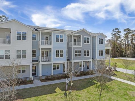 635 N Laurel Street Summerville SC 29483