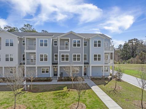 635 N Laurel Street Summerville SC 29483