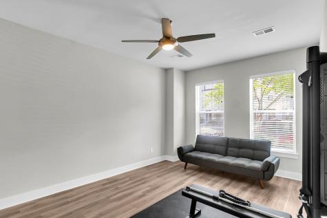 4559 Mixson Avenue North Charleston SC 29405