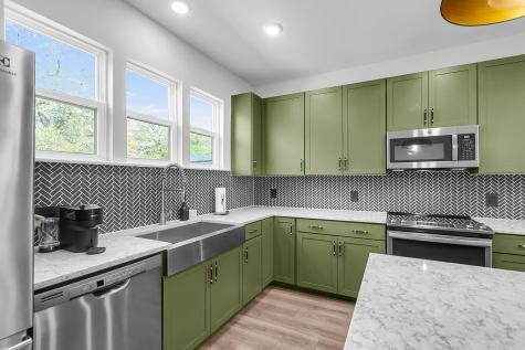 4559 Mixson Avenue North Charleston SC 29405