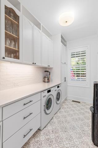 127 Drew Lane Charleston SC 29492