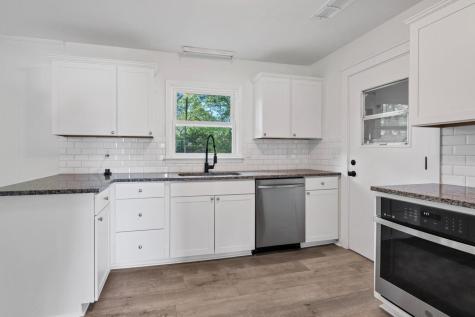 2219 N Dallerton Circle Charleston SC 29414