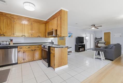1084 Honeysuckle Lane Charleston SC 29412