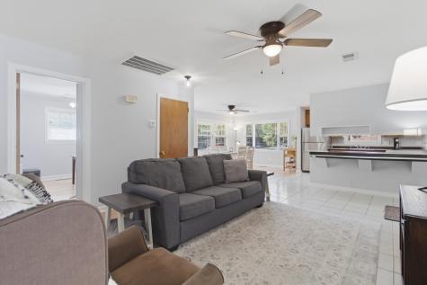 1084 Honeysuckle Lane Charleston SC 29412