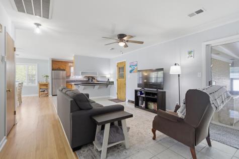 1084 Honeysuckle Lane Charleston SC 29412