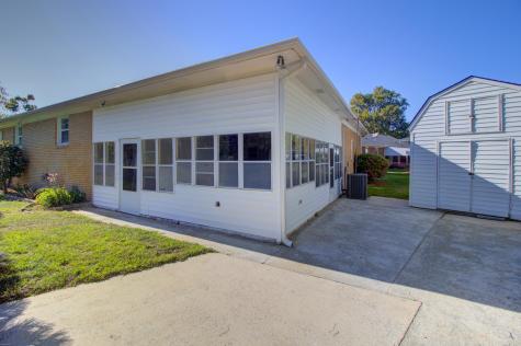 1084 Honeysuckle Lane Charleston SC 29412