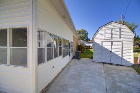 1084 Honeysuckle Lane Charleston SC 29412