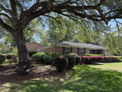 4640 Darlene Street North Charleston SC 29405