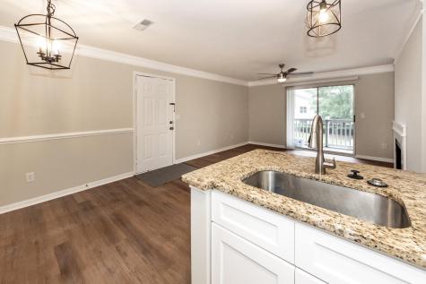 2011 N Highway 17 Mount Pleasant SC 29466