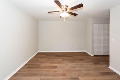 2011 N Highway 17 Mount Pleasant SC 29466