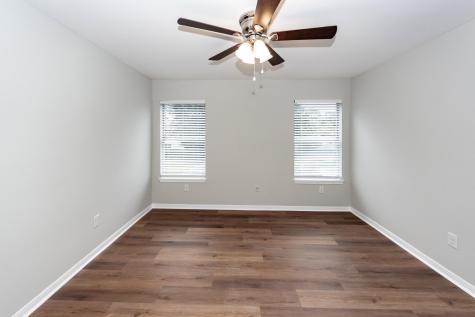 2011 N Highway 17 Mount Pleasant SC 29466