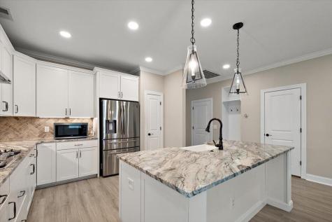 656 Yellow Leaf Lane Summerville SC 29486