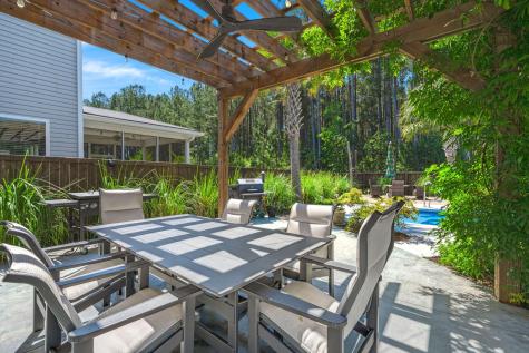 425 Cherrybark Oak Street Summerville SC 29486