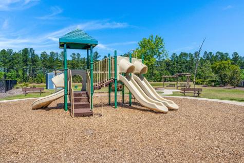 425 Cherrybark Oak Street Summerville SC 29486