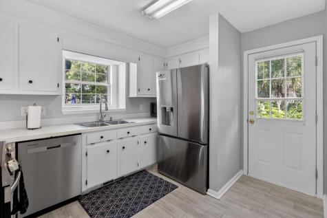 10 Jerome Court Charleston SC 29414