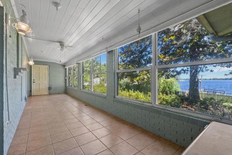 1813 Fishing Island Road Moncks Corner SC 29461