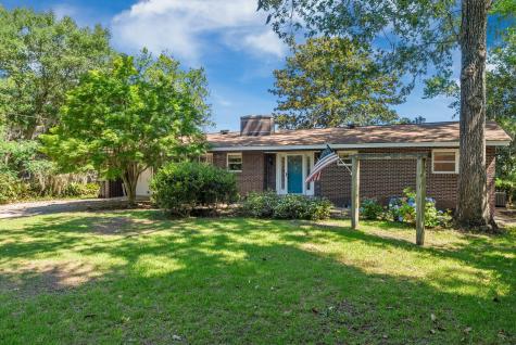 1813 Fishing Island Road Moncks Corner SC 29461