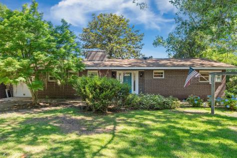 1813 Fishing Island Road Moncks Corner SC 29461