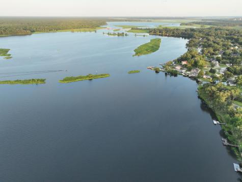 1813 Fishing Island Road Moncks Corner SC 29461