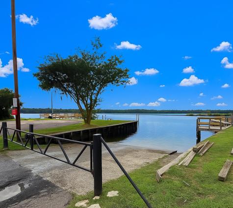 1813 Fishing Island Road Moncks Corner SC 29461