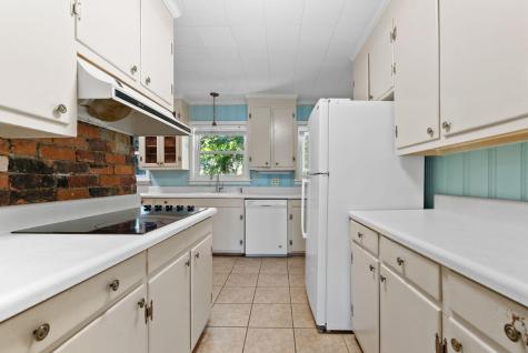 1813 Fishing Island Road Moncks Corner SC 29461