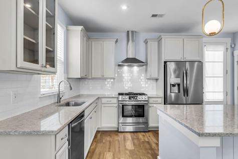 1672 Indy Drive North Charleston SC 29405