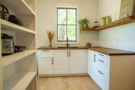 496 Commonwealth Road Mount Pleasant SC 29466