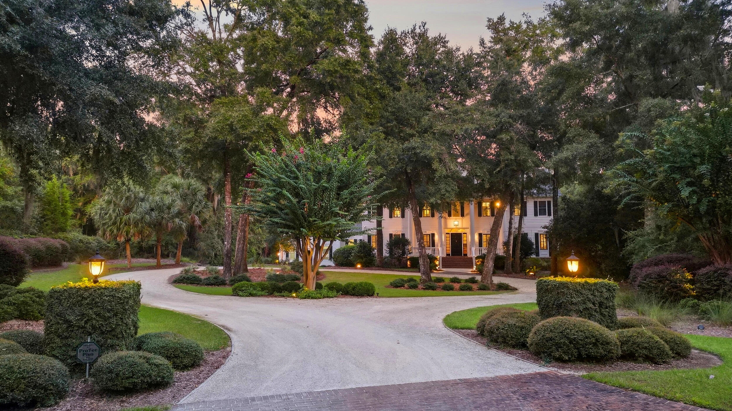 285 Brickwell Lane Pawleys Island SC 29585