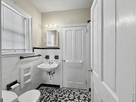 305 Geddes Avenue Charleston SC 29407