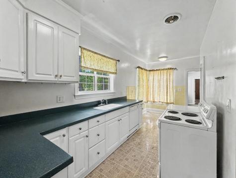 305 Geddes Avenue Charleston SC 29407