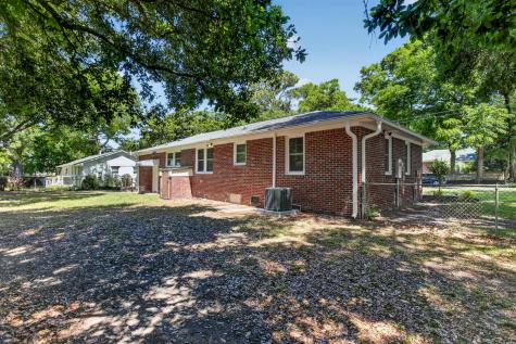 211 6th Avenue Mount Pleasant SC 29464