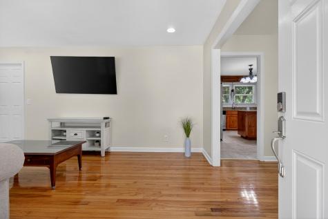 211 6th Avenue Mount Pleasant SC 29464