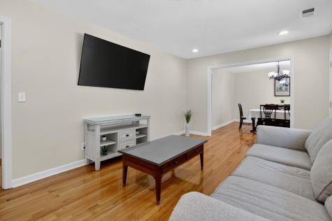 211 6th Avenue Mount Pleasant SC 29464